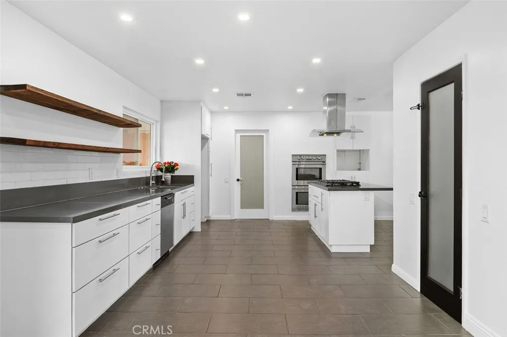 25240 Pico Vista Way, Moreno Valley, California 92557 home-pic-12